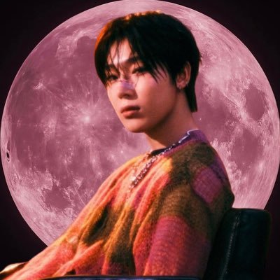 adorksm's profile picture. #정원 : you're my compass