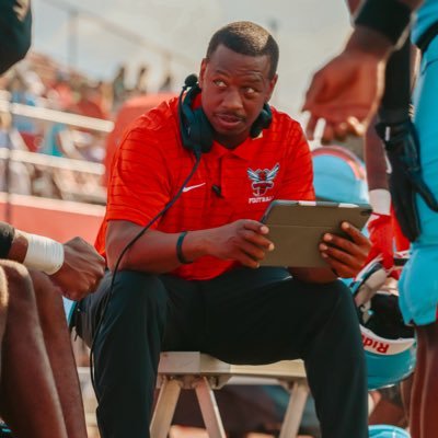 SAMIEPARKER's profile picture. Former KC Chiefs WR • Wide Receivers Coach • Delaware State • Recuiting Areas • Baltimore, MD • Atlanta, GA • KS Jucos • Cali • Kansas City • Texas