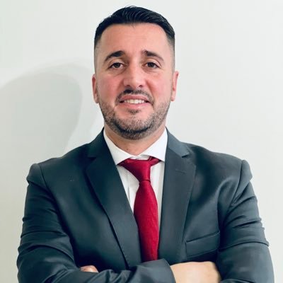 sebasgagliardi's profile picture. Abogado. Presidente del Depto. Cultural de @RiverPlate y Vicepresidente @CulturaAFA. Papá de 3 hermosos hijos.