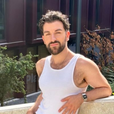 xoxoeduardo's profile picture. 