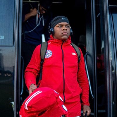 THETRONCURRY's profile picture. C/O 2028 Interior defensive lineman Lamar high school(HTX) 3.2 gpa 6,1 265 stay close to god he got me. currylatrone8@gmail.com 4126891306