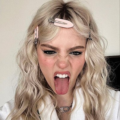 lawliestudy's profile picture. ｡.:*✧ what, like it's hard? ▪ #studytwt ⇢ vestibulanda com a coragem de Oxóssi e na justiça de Xangô ▪ 🏷️ Ricci: LAWLIE 10 ▪ 2025 é nosso ✨