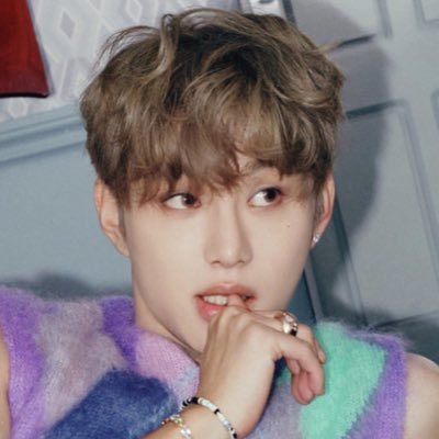 kjwhive's profile picture. for jungwoo