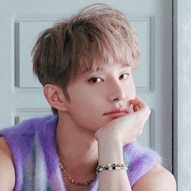 jungwoosolos's profile picture. stream #SUGAR now!