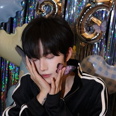 DSunflowerBSun's profile picture. สาววายคนหนึ่ง