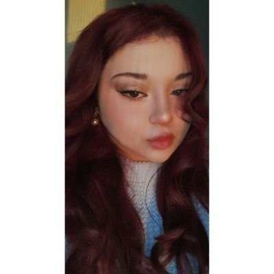 yagmurikk's profile picture. ben gelemem