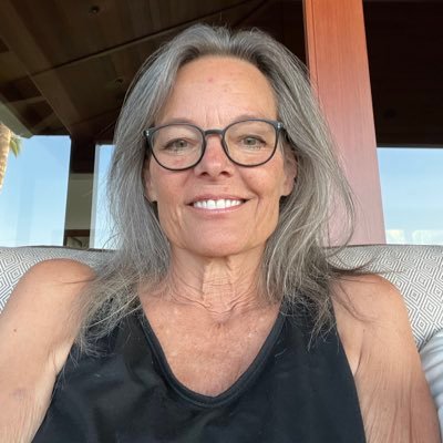 trrish's profile picture. Meditate regularly & be all about that bass. I coined “bingeworthy” #CUBoulder #Therapist #Musician #PlantBased #Whofan #NoDMs #LavenderJones