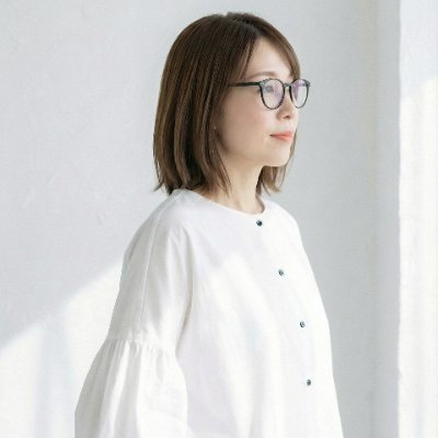 snao_content's profile picture. 大阪拠点｜BtoB・専門メディアに強い編集ライター｜堅い情報を「届く言葉」に｜取引実績20社以上・長くじっくり伴走します｜宅建・FP・CA州美容師免許｜双子母・猫のしもべ🐾｜ご相談はDM or ✉️ mirumirud0@gmail.com まで