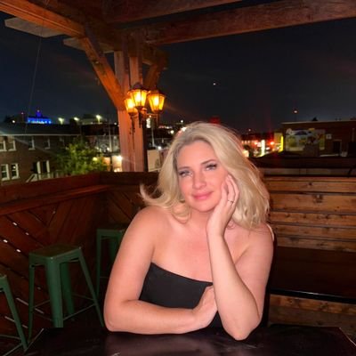 craighuehn's profile picture. farm /stocks pro/ cat owner