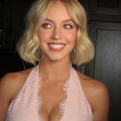 VolatileRadiant's profile picture. She's as pretty as sin like the sun sinking down on the California coast  💍 @ExhiledCrime's pain in the ass.
 •SS• MDNI (n)SFW• ENGLISH ONLY