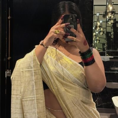 NaughtieAkkuzzz's profile picture. 