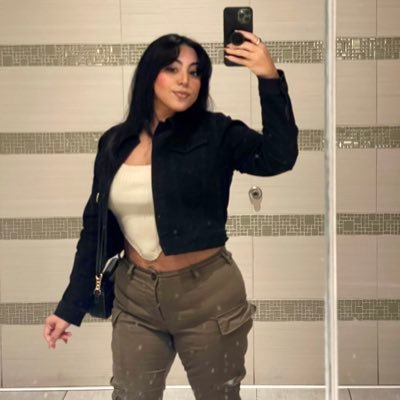 AMuseInLove's profile picture. 