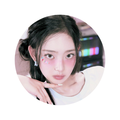 Leesolr's profile picture. ( +777 ) Yuma’s mignons with a soft crumble heart.