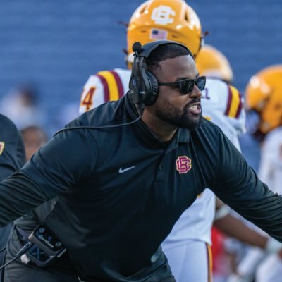CoachKTowb's profile picture. Tight Ends/Specialist & Co-SPT Coordinator @bcugridiron | @BuffaloBills Bill Walsh Fellow | @LouisvilleFB Alum | 3-Year NFL Career | #TNT #TES