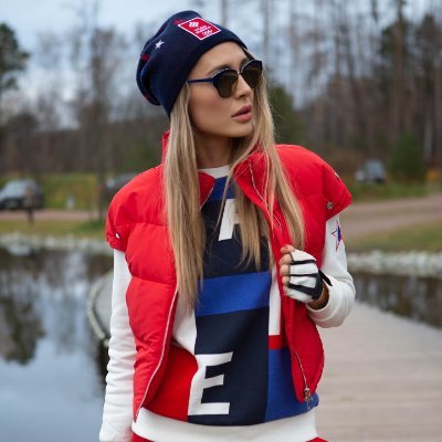 YdydSunshine's profile picture. Love life, love traveling. Always greet every day with a smile and strive to be a better self. 🚫Robots reject pornography🌹🌹🌹🌹🌹🌹🌹🌹🌹