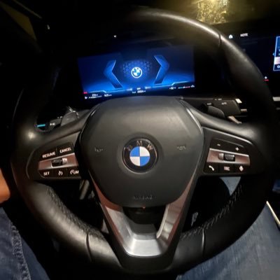 luxurythinking9's profile picture. futurist