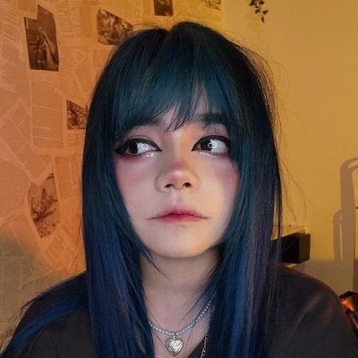 CemarAny93422's profile picture. 