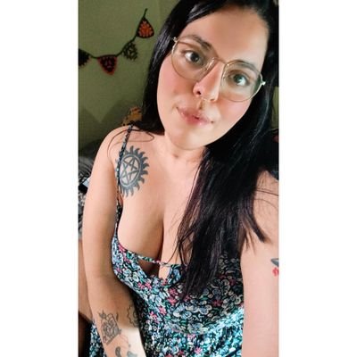 camiwaaaaat's profile picture. Colocolina y bien a la izquierda. Viuda de #Supernatural. Fundadora del Frente Patriótico Matías Ariel Fernández Fernández. 🖤🤍