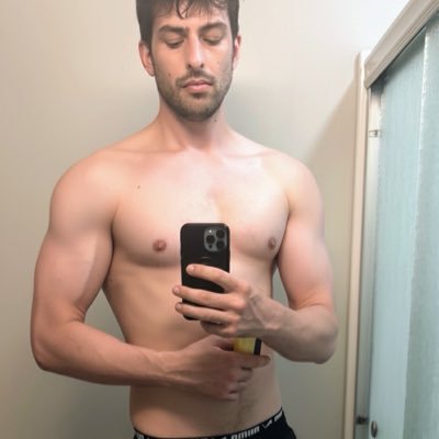 ryanxamp's profile picture. 