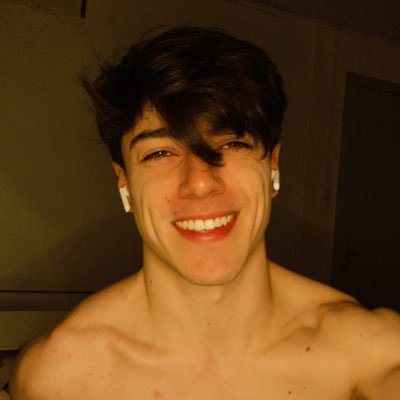 yohaszs's profile picture. 