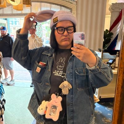 nneopets's profile picture. 25 🇲🇽 she/her