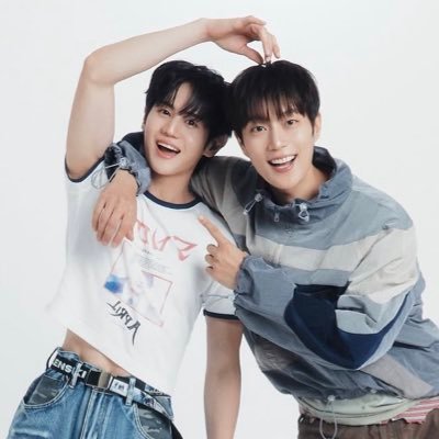 duyoduyohae's profile picture. 💙💛💚💜 🇲🇾