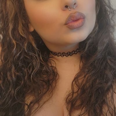 rosedxllz's profile picture. Latina Chaos Conduit 🖤| Comp DBD Addict | Loops like a cursed ballerina | Cursed, Cranky, and Highly Unstable🩸