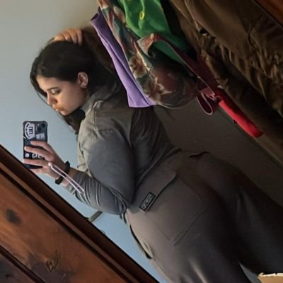 micaherrera02's profile picture. Hola Mi Vida