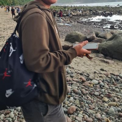 mereoleona777's profile picture. senyum dulu