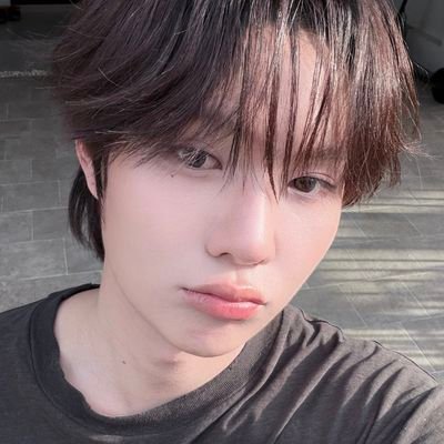 Pink_moon_n's profile picture. 🦆🐇🪽