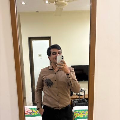 darshanjain0144's profile picture. CA