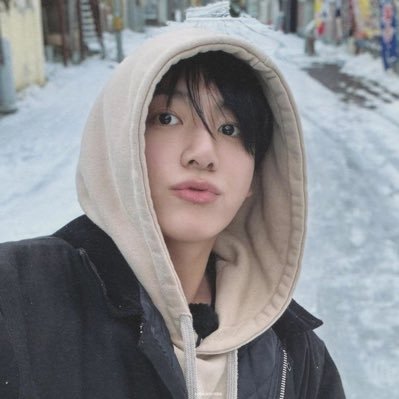 kooquetteee's profile picture. por ti vivo jungkook