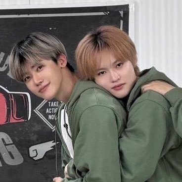 zclnjm's profile picture. 잼천 서로를 비추는 가장 따뜻한 빛 🐰🐬 #잼천