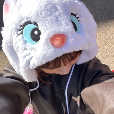 09mncn's profile picture. 2000🐈