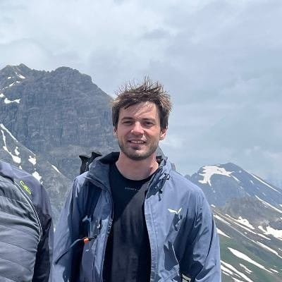 Rich3229565731's profile picture. 