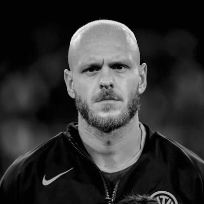 Nikuzzo98's profile picture. 