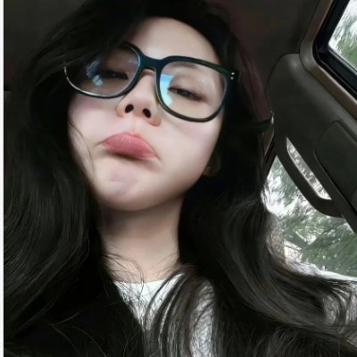 zhouzhou840338's profile picture. 毕业即失业的大专生，探索 Web3 ，希望能靠web3 养活自己！