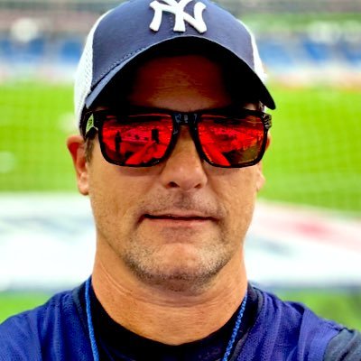 santiago4kd's profile picture. Periodista TodoTerreno 🇦🇷🇲🇽 / FOX + Reporte Indigo /Fútbol & Política & Conflictos armados / TEDx / Youtube / Tuits personales