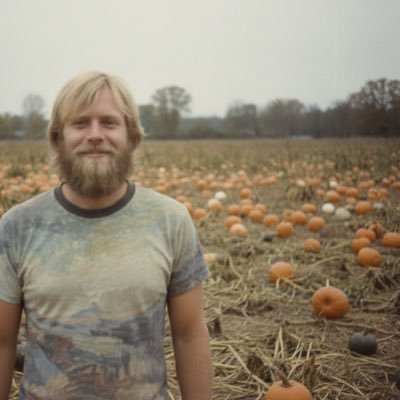 somewouldsayno's profile picture. I teach mini-humans how to use glue sticks and empathy, usually at the same time.