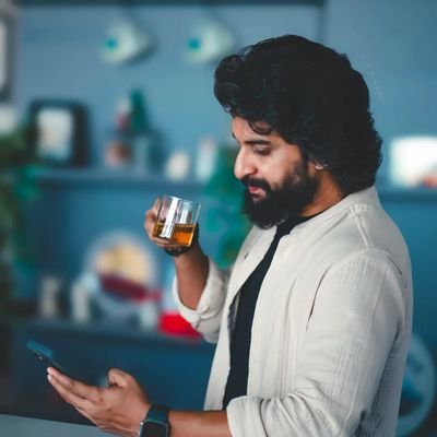 catchyvlogger33's profile picture. Be kind