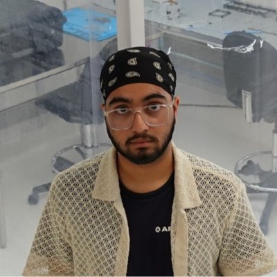 ionkarbatra's profile picture. i build spacecrafts @apolinkHQ