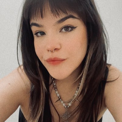 victoriacotrim_'s profile picture. bonita & miserável | @ChaseAtlanticBR | @amarianafarias 🖤