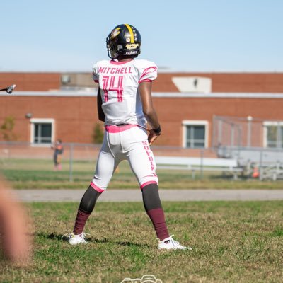 14reasonss91957's profile picture. 5’8 175 | king fork middle school class 32 | 2.0 gpa | wr,cb,safety | AGTG