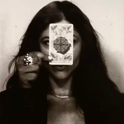 0101101001_'s profile picture. luminary ✷ aesthete ✷ futurist ² ² 𓆃