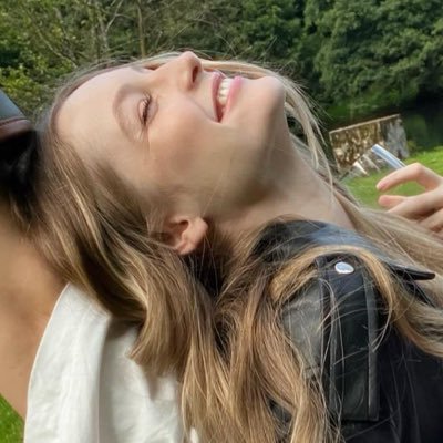 dayasrussell's profile picture. franchaela's defence attorney