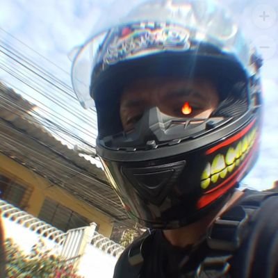 evlopess87's profile picture. @sportrecife @lakers @scuderiaferrari. Futebol, NBA, NFL e F1. Aviação, bikes, motos, trucks e games.