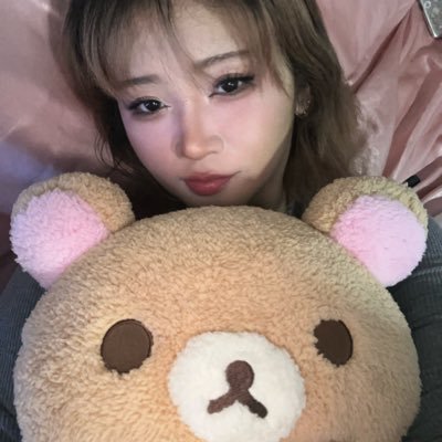 vampahri's profile picture. prozac princess ૮ ․ ․ ྀིა