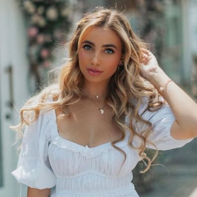 Lexi89756135173's profile picture. Hi there, Follow my page to see the latest trends and stories. Much Love ❣️🌹