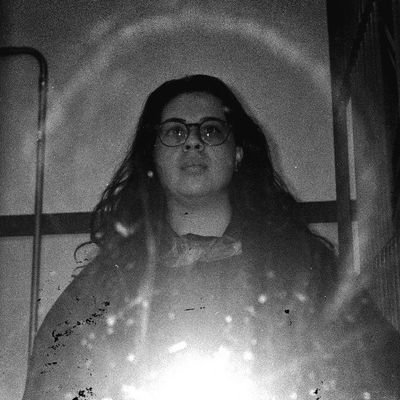 hangsaman_'s profile picture. lésbica 
ela/she/they 🕊                                         
seguindo meus moots que eu gosto e lembro o @ da outra conta que eu desativei