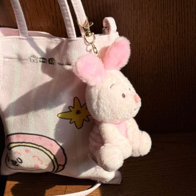 udjmidsjh's profile picture. 🌼 笑顔や小さな幸せを大切にしながら、旅行で新しい景色や文化を楽しみます。日本、フランス、イタリアを訪れ、今は日本語を学んで、旅の瞬間を心に留めたいです。